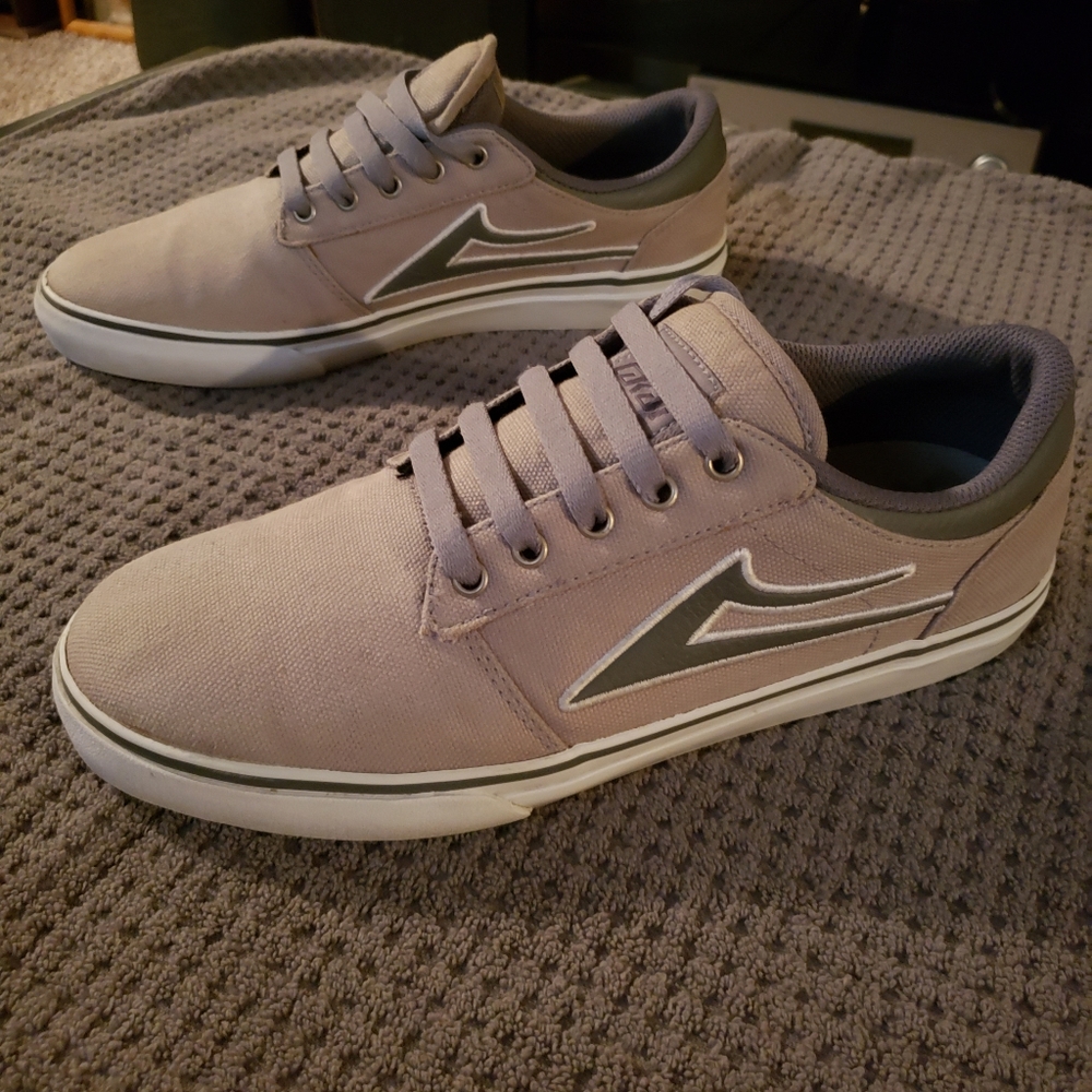 Men's Lakai's (Sz.8)